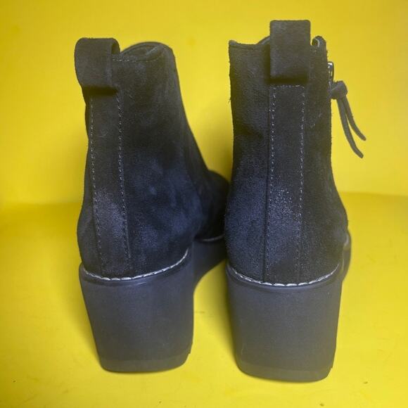 Sofft Women's Black Suede Leather Ankle Wedge Boots Size 6.5 M - Picture 3 of 8